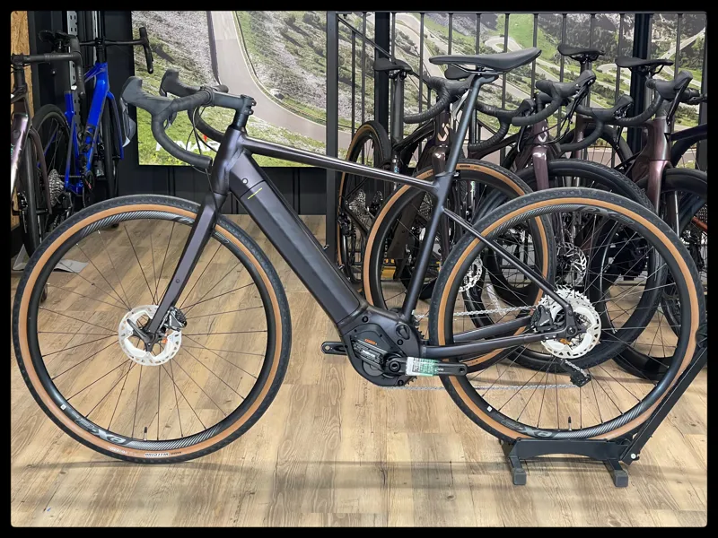 Giant Revolt E+ Pro XR 25km/h M-Large Rosewood 2021-1